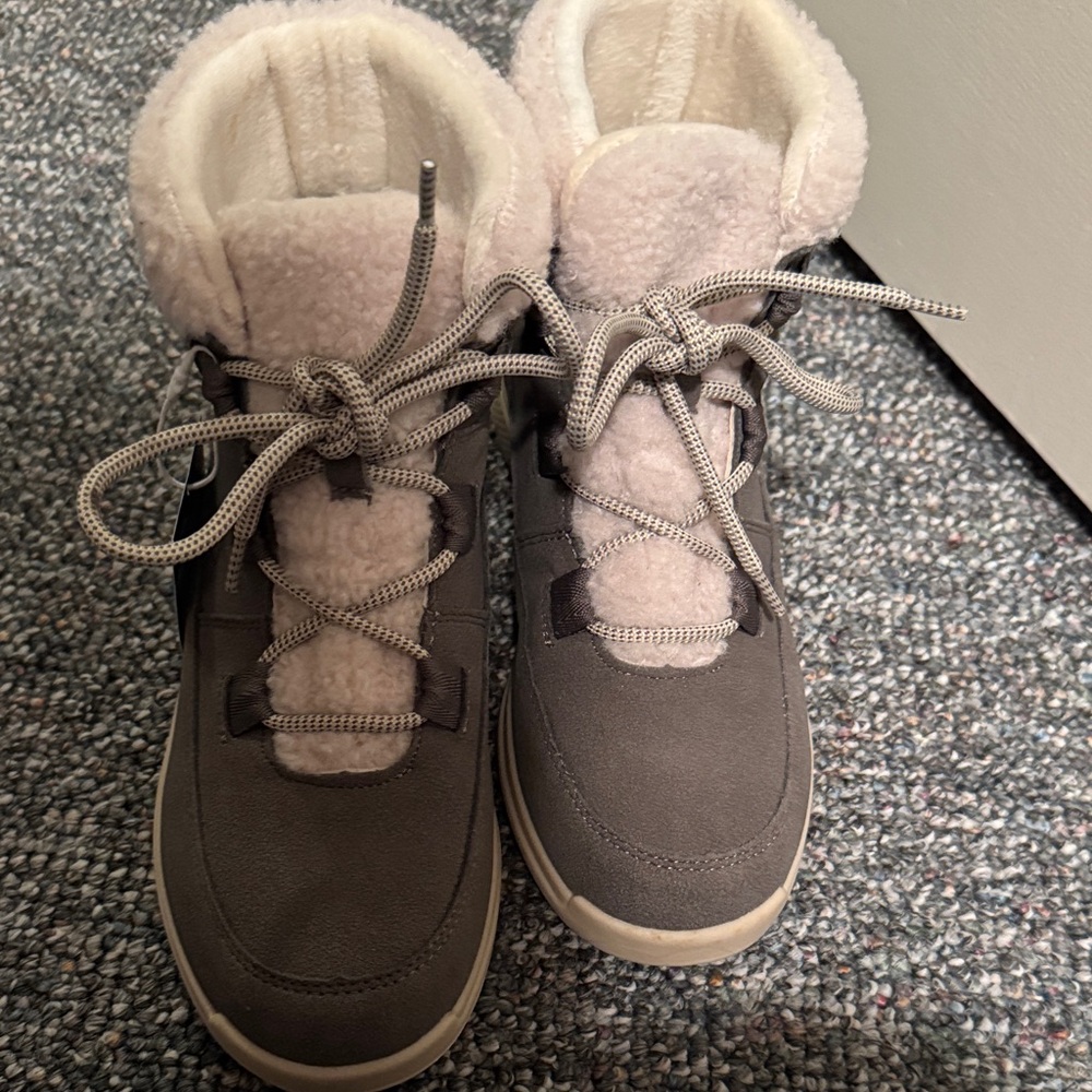 JBU Women's Grey Lace-Up Faux Shearling Winter Boots